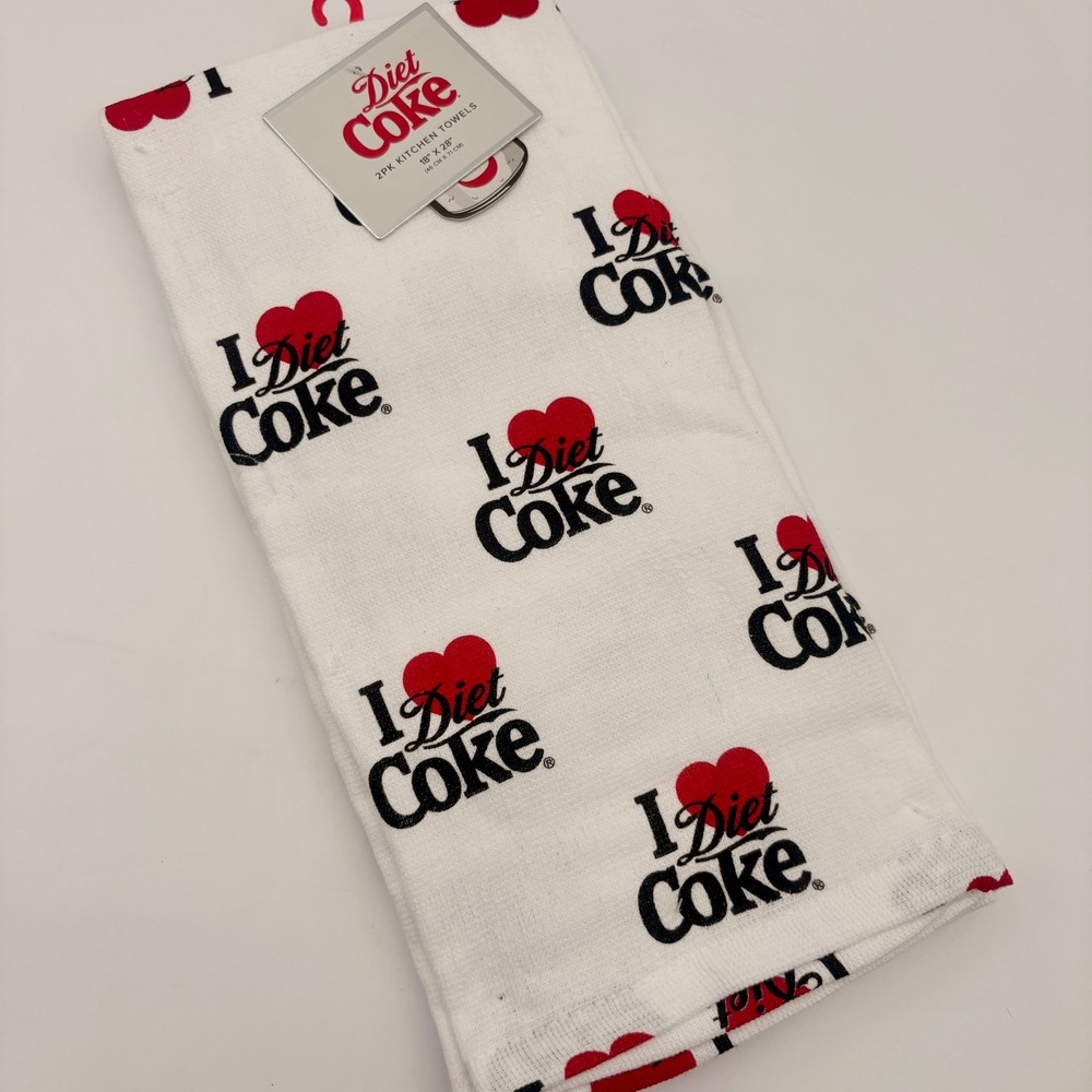 Diet Coke 2PK Kitchen Towels I Heart Diet Coke Graphic Print White 18x28 NWT